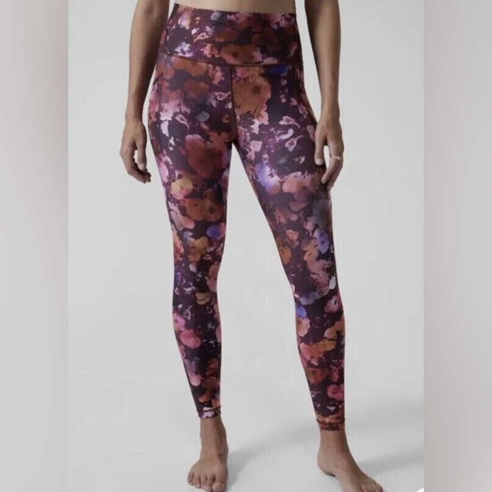 NWT ATHLETA Floral Printed Salutation Stash Pocket II Printed Tight Size XS TP